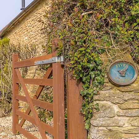 Finest Retreats - Fives Court Cottage North Cheriton Exterior photo